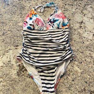 NWT Womens Cupshe bathing suit